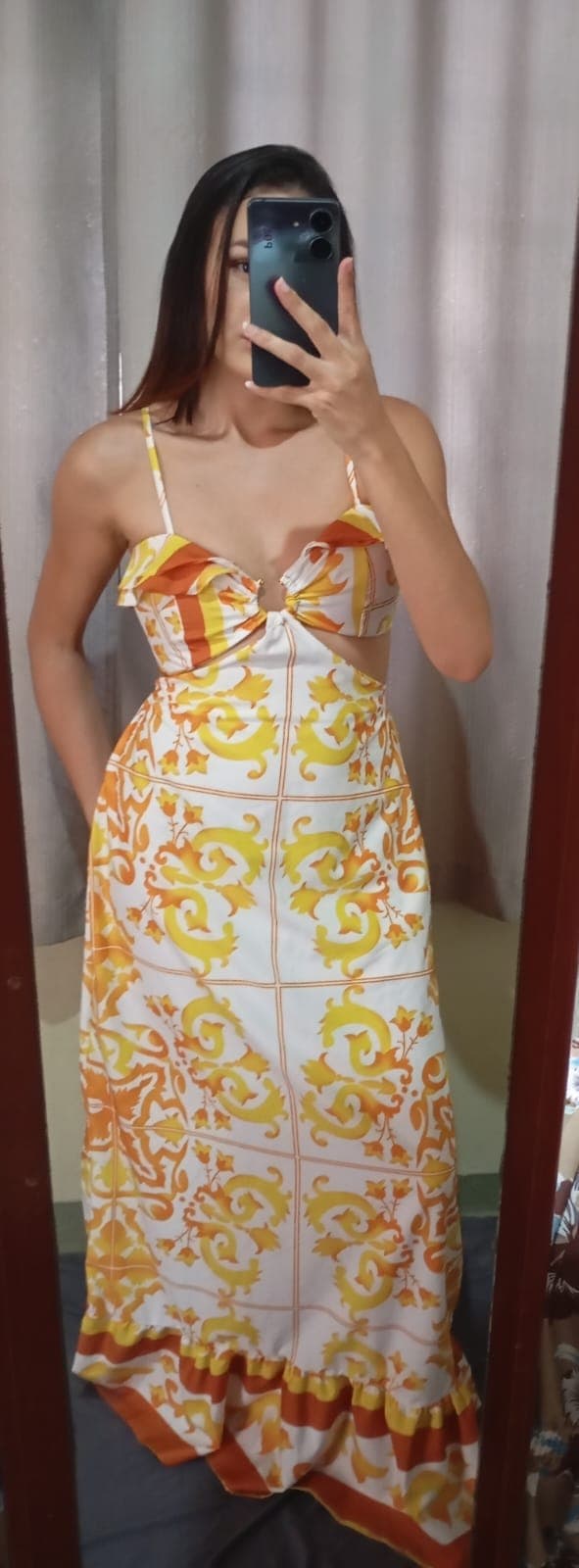 Vestido longo alcinha  Tecido crepe